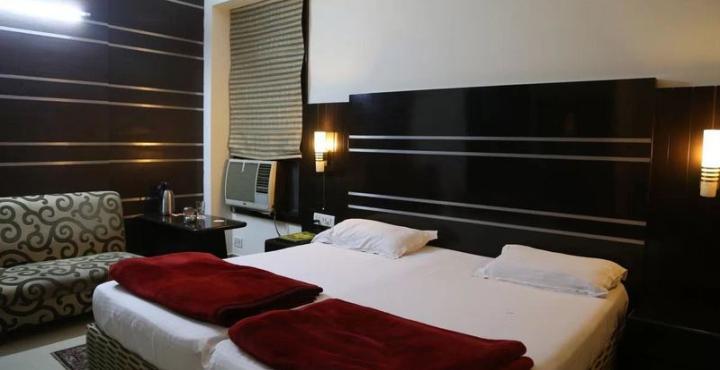 Oyo 13541 Otani Hotel Delhi  Dış mekan fotoğraf