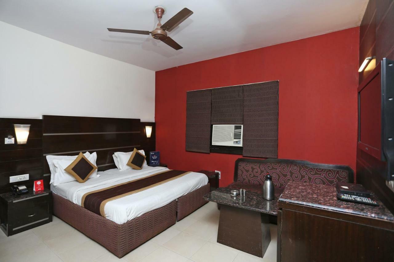 Oyo 13541 Otani Hotel Delhi  Dış mekan fotoğraf